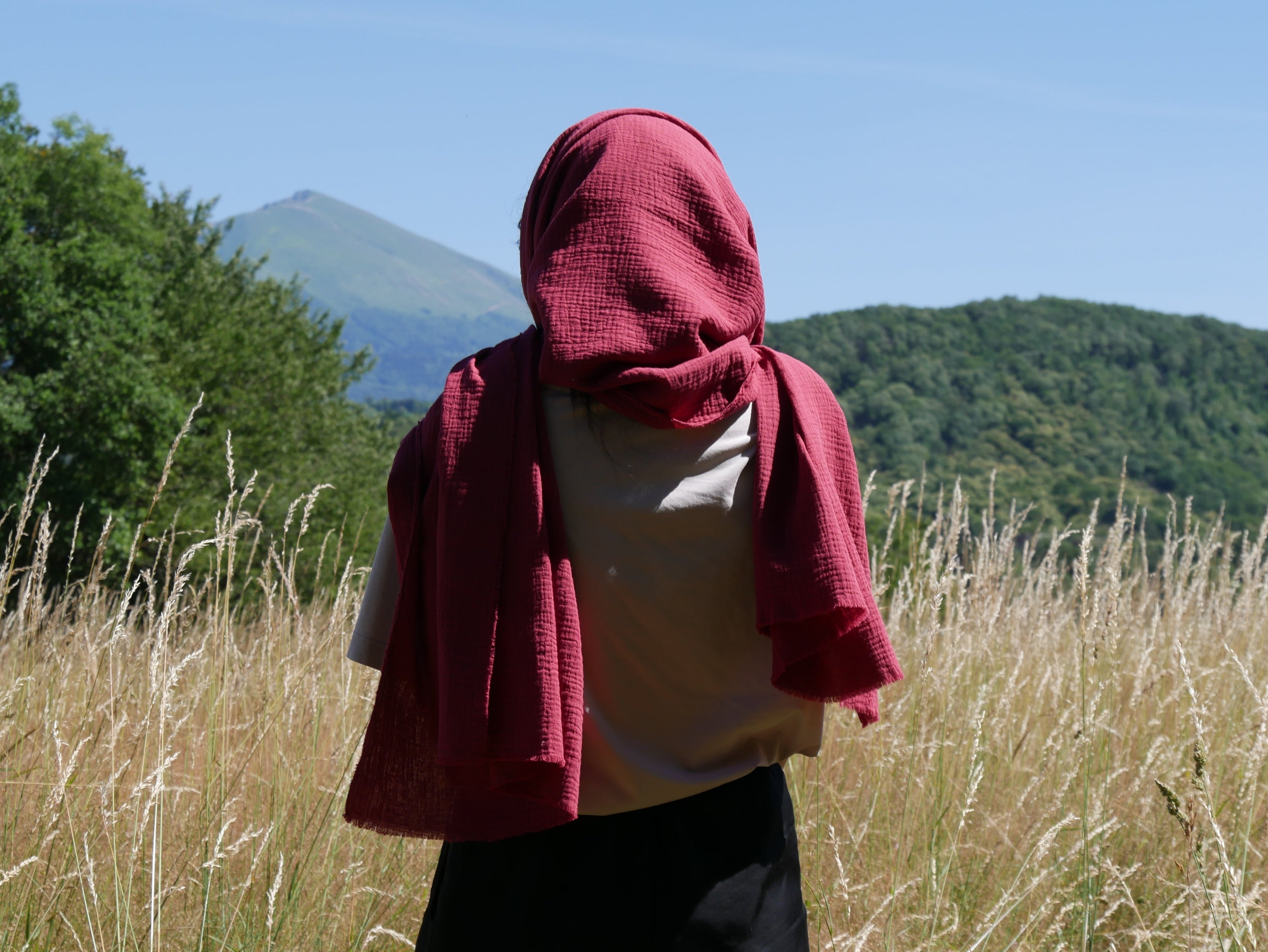 Écharpe XXL artisanale – Douceur de double gaze de coton Rouge Grenade